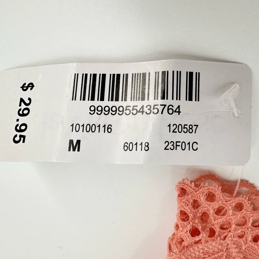 laVie en Rose NWT Salmon Color Lac Bralette Size Medium